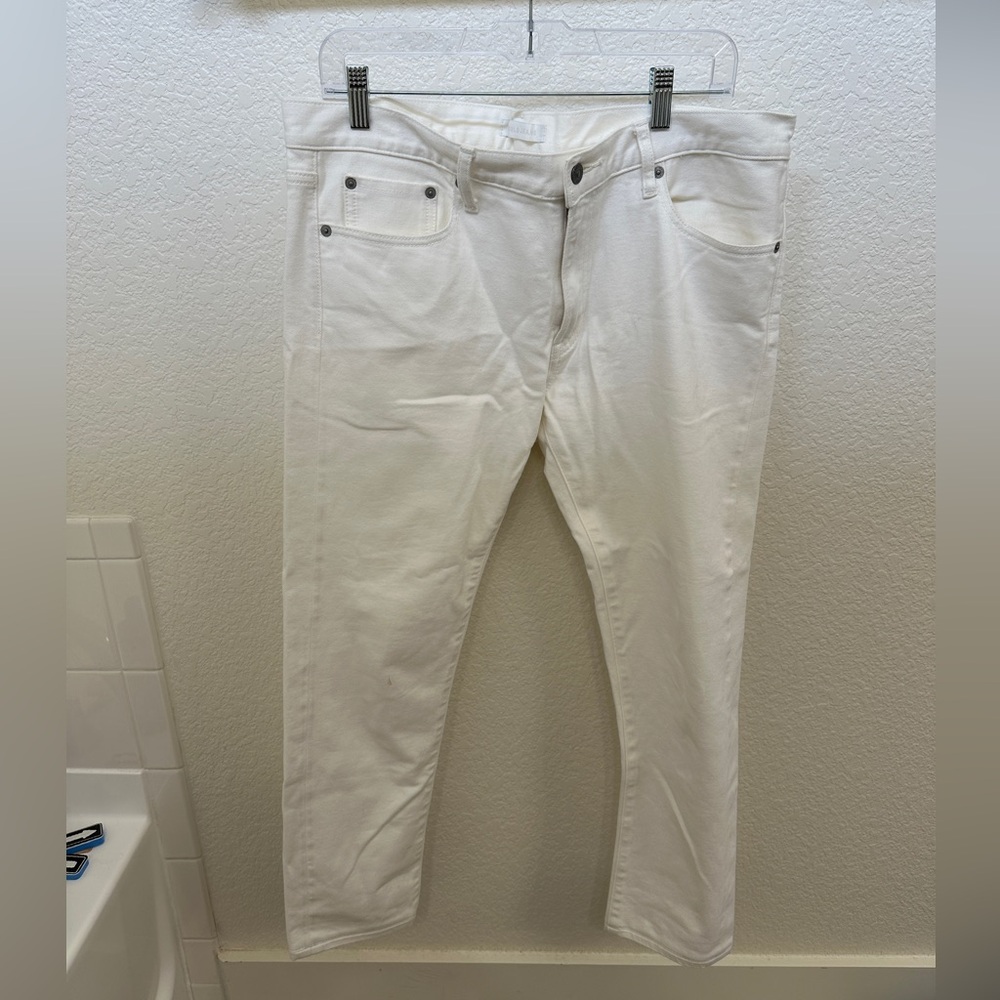 Uniqlo 34x32 Slim Straight White Jeans